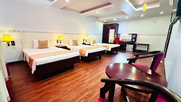 PHÒNG SANG TRỌNG 3 GIƯỜNG ĐƠN