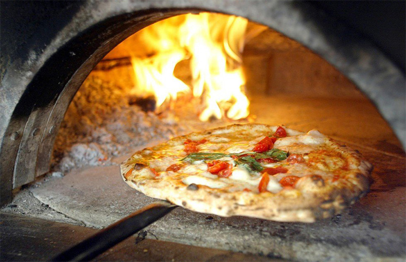 Pizza tại La Pratolina  - 1 trong 6 nhà hàng pizza ngon nhất tại Rome