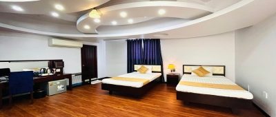 Toilet sạch sẽ tại khách sạn Long Xuyen